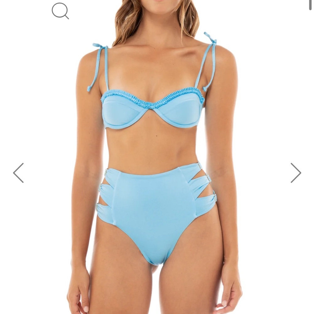 Light Blue Women's agua bendita Bikini Set